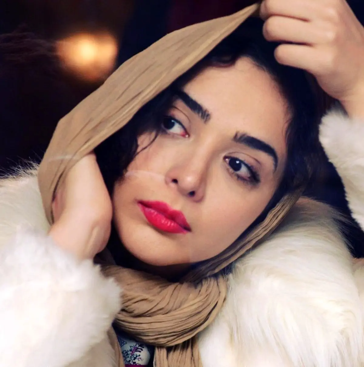 عکس داغ امروز ||استایل شیک المیرا دهقانی با کلی ظرافت