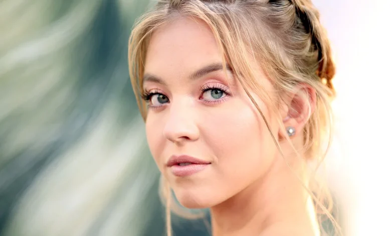 نگاه روز | زیباترین زن جهان در سال 2024 از دید علمی را ببینید نگاه روز | زیباترین زن جهان در سال 2024 از دید علمی را ببینید