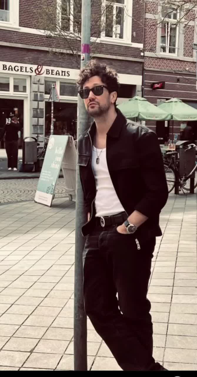 عکس داغ امروز | نگاهی به تیپ و استایل عجیب و غریب شاهرخ استخری عکس داغ امروز | نگاهی به تیپ و استایل عجیب و غریب شاهرخ استخری