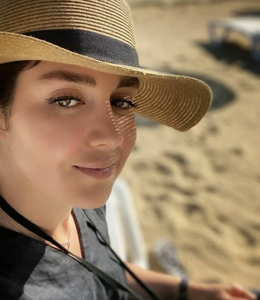 نگاه روز | تصویری از استایل چشمگیر «افسانه پاکرو» بازیگر سریال پیدا و پنهان در 41 سالگی نگاه روز | تصویری از استایل چشمگیر «افسانه پاکرو» بازیگر سریال پیدا و پنهان در 41 سالگی