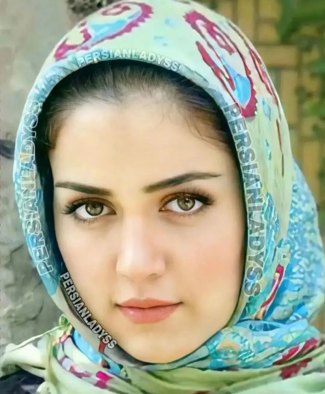 نگاه روز | تصویری از استایل چشمگیر «افسانه پاکرو» بازیگر سریال پیدا و پنهان در 41 سالگی نگاه روز | تصویری از استایل چشمگیر «افسانه پاکرو» بازیگر سریال پیدا و پنهان در 41 سالگی