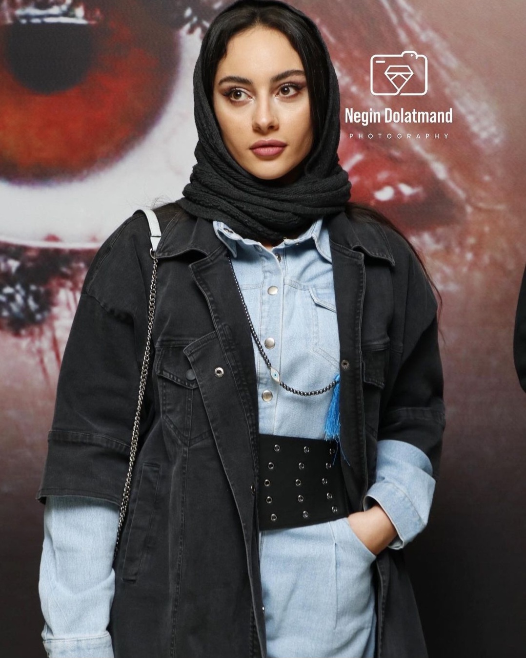 نگاه روز | وقتی "ترلان پروانه" خودش را با استایل جدیدش حسابی جذاب میکنه! گلوله گلوله اشک ریختن بازیگر در یک سکانس فیلم