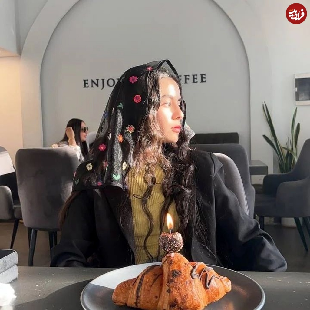 aisanhadad_1726238433_3456260947465018301_2234398916_11zon aisanhadad_1726238433_3456260947465018301_2234398916_11zon