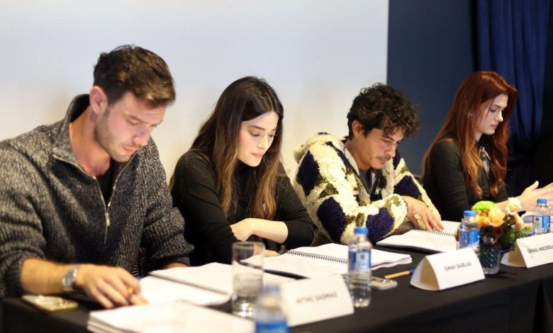 نگاه روز |بازیگران ترکیه ای سریال عاشقانه شهرزاد مشخص شدند/بورجو کاورار؛ حاجیاوغلو .. نگاه روز |بازیگران ترکیه ای سریال عاشقانه شهرزاد مشخص شدند/بورجو کاورار؛ حاجیاوغلو ..