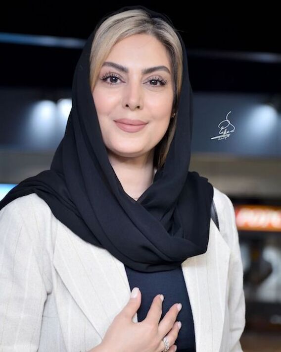 تاریخ وبگردی | تصویری کمتر دیده شده از "نیلوفر شهیدی" در کنار دخترش؛ بسیار بسیار زیبا در عین سادگی! تاریخ وبگردی | تصویری کمتر دیده شده از "نیلوفر شهیدی" در کنار دخترش؛ بسیار بسیار زیبا در عین سادگی!