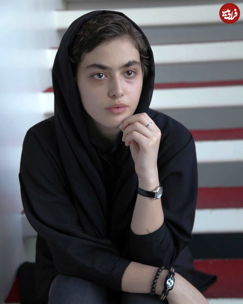 reyhaneparsaj_1684822840_3108841774411416742_28705207213 reyhaneparsaj_1684822840_3108841774411416742_28705207213