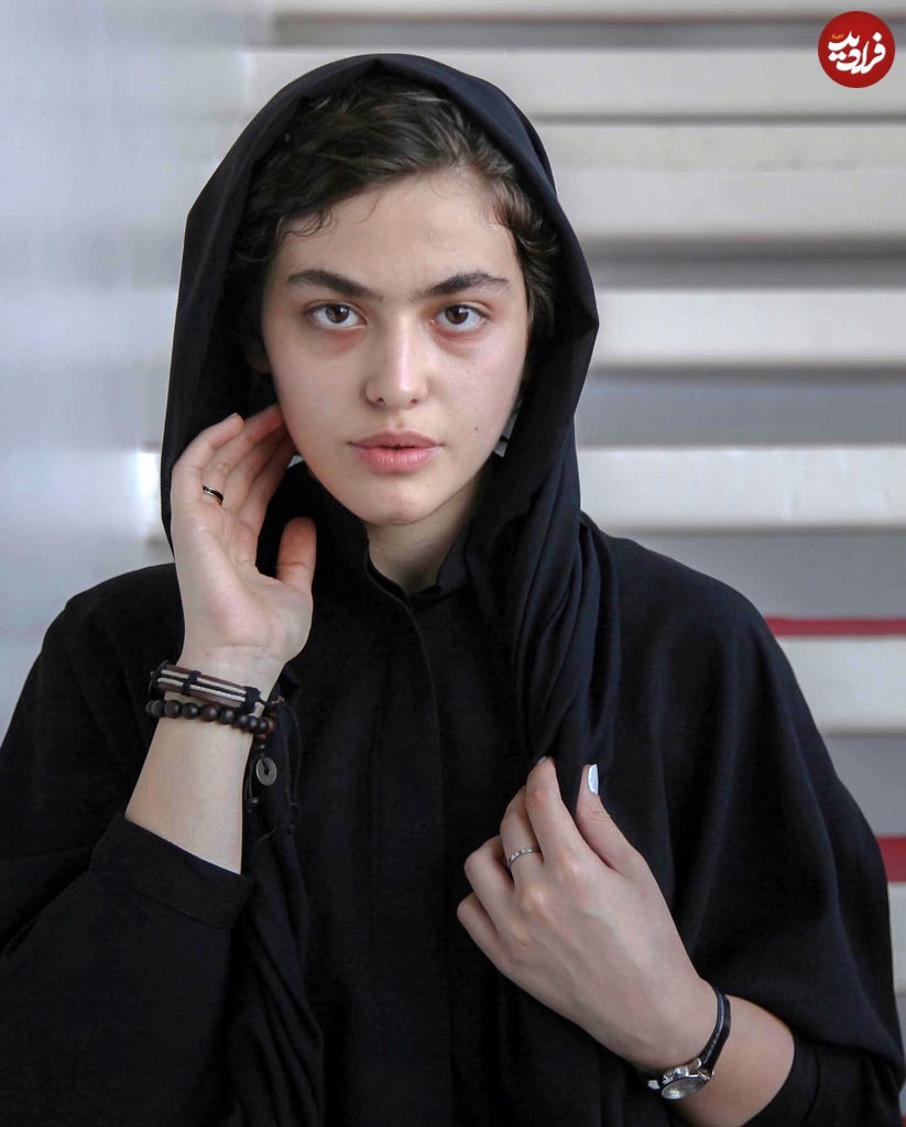 reyhaneparsaj_1684822840_3108841774428244619_28705207213 reyhaneparsaj_1684822840_3108841774428244619_28705207213