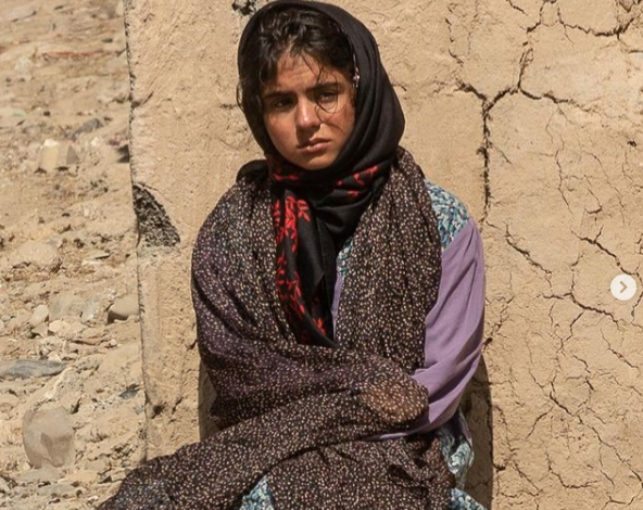 تاریخ امروز چهره‌ها| استایل جدید سارا حاتمی بازیگر سریال زخم کاری در 19 سالگی