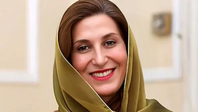 وقتی خانم فاطمه معتمد آریا میخواد پوشش سر و ساده خود را به رخ همه بکشاند/عکس