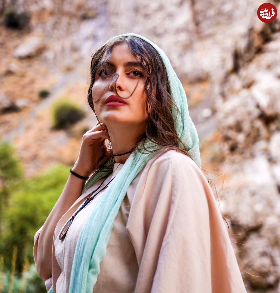 11zon_fahime_momeni_1728153639_3472326860049395345_246287436628129 11zon_fahime_momeni_1728153639_3472326860049395345_2462874366 (1)