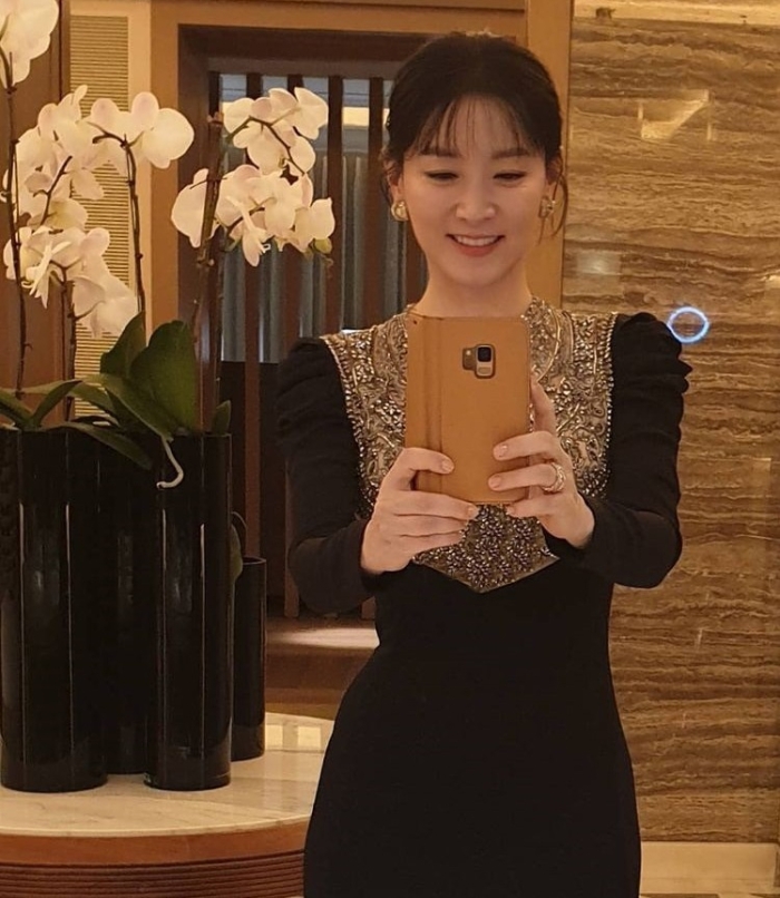 نگاه روز |لاغری و اندام عجیب بازیگر سریال یانگوم در 53 سالگی نگاه روز |لاغری و اندام عجیب بازیگر سریال یانگوم در 53 سالگی