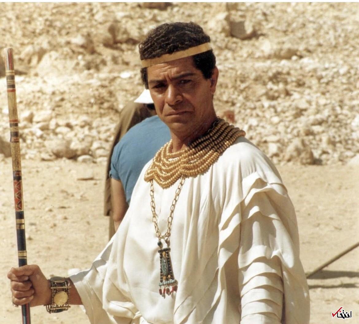 چهره «بهروز وثوقی» در فیلم ابوالهول؛ در سال 1359 در مصر : امروز شنبه ۲۵ مرداد ۱۴۰۴ چهره «بهروز وثوقی» در فیلم ابوالهول؛ در سال 1359 در مصر : امروز شنبه ۲۵ مرداد ۱۴۰۴