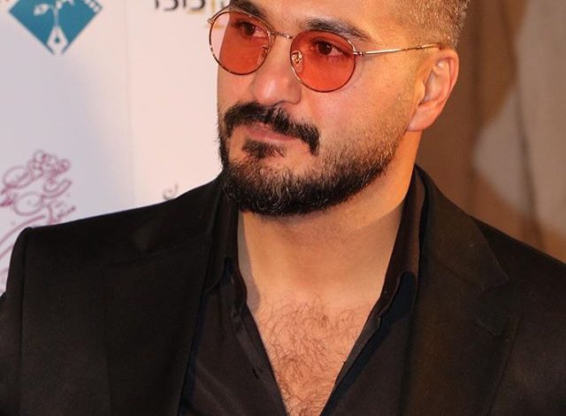 تاریخ وبگردی | نمایی از استایل همیشه جذاب میلاد کی مرام تاریخ وبگردی | نمایی از استایل همیشه جذاب میلاد کی مرام