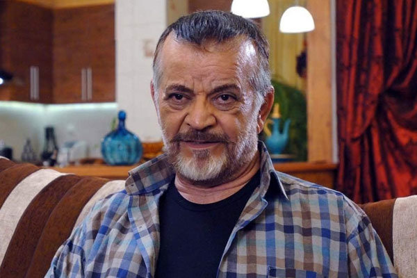 گذری در سینما ؛ تغییر چهره مهدی فخیم زاده در نقش های «اصغر کپک » و «عمر بن سعد» در مختارنامه در سن 10، 32 و 82 سالگی گذری در سینما ؛ تغییر چهره مهدی فخیم زاده در نقش های «اصغر کپک » و «عمر بن سعد» در مختارنامه در سن 10، 32 و 82 سالگی