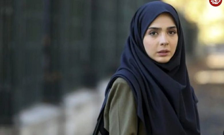 نگاه روز | استایل متفاوت «یاسمنِ» سریال لحظه گرگومیش (عکس) استایل متفاوت «یاسمنِ» سریال لحظه گرگومیش در یک مراسم