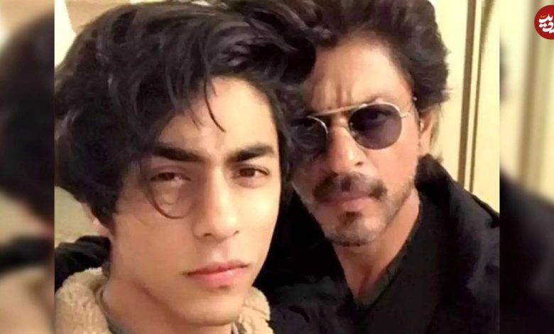 زمان وبگردی | چهره جدید «آریان خان پسر شاهرخ خان» بعد 10 سال در 26 سالگی (تصاویر) تغییر چهره «آریان خان پسر شاهرخ خان» بعد 10 سال در 26 سالگی