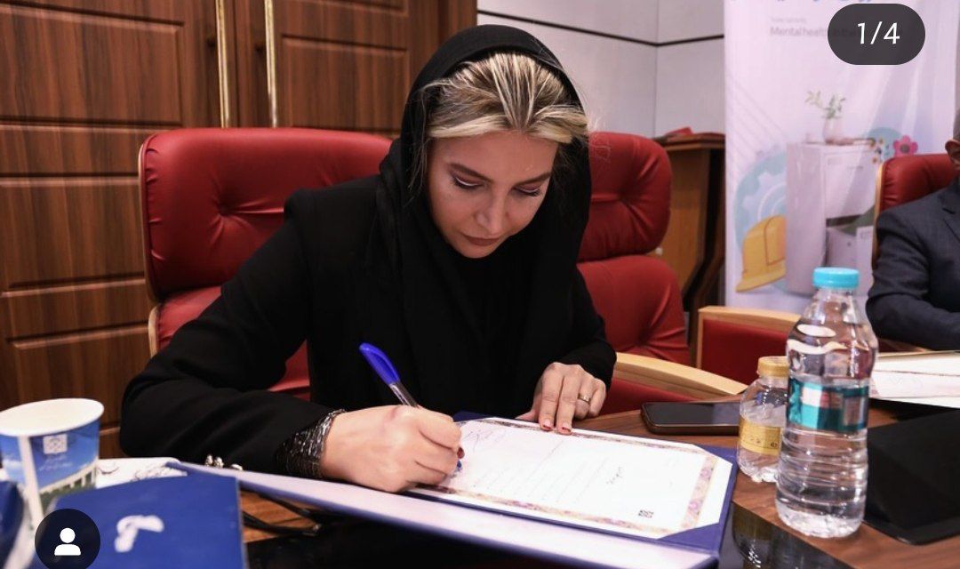 نگاه روز | تصاویری از حضور فریبا نادری در جمع اساتید دانشگاه علوم