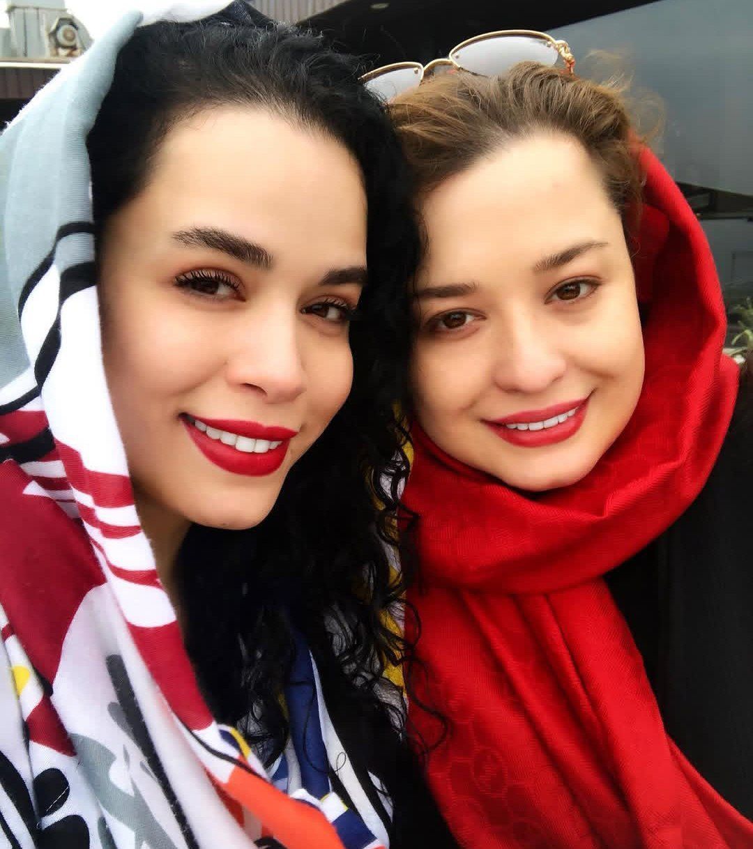 نگاه روز |قاب عکسی زیبا از لبخند مهراوه و ملیکا شریفی نیا