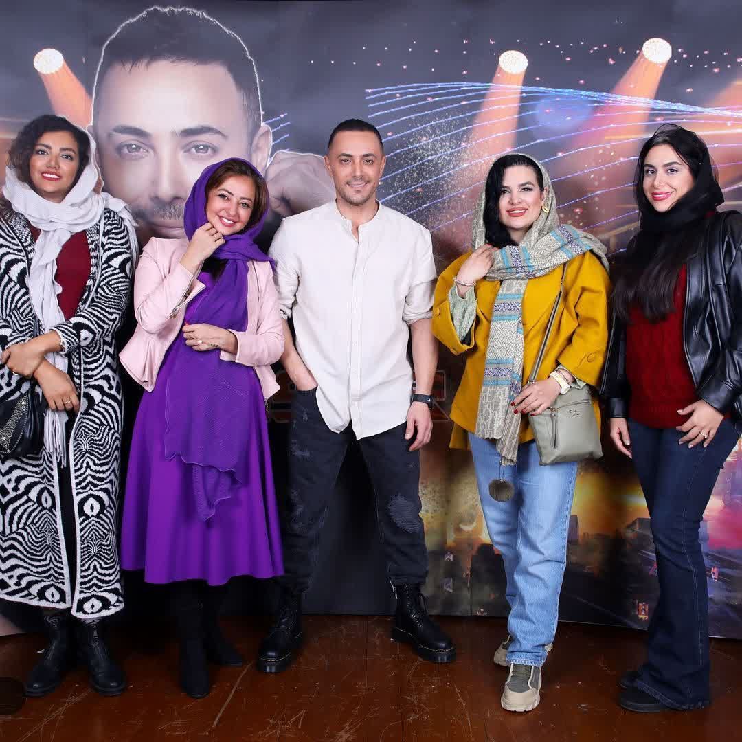 عکس امروز | تصویری از نفیسه روشن در کنسرت ناصر زینلی