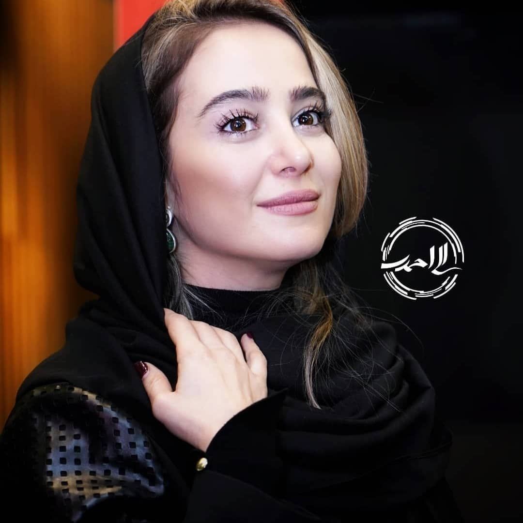 ساعت وبگردی |نگاهی زوم به فیس عروسکی و زیبای الناز حبیبی ساعت وبگردی |نگاهی زوم به فیس عروسکی و زیبای الناز حبیبی