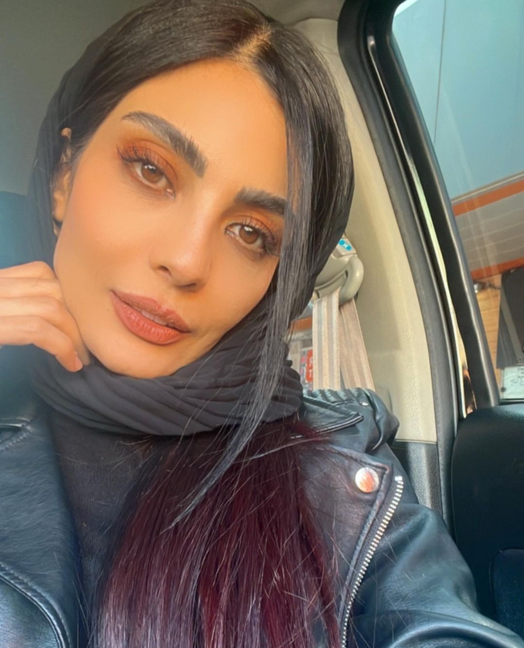 نگاه روز |چهره تراش خورده صحرا اسداللهی که اول خودشو زیبا کرد و بعد شد مدلینگ! نگاه روز |چهره تراش خورده صحرا اسداللهی که اول خودشو زیبا کرد و بعد شد مدلینگ!