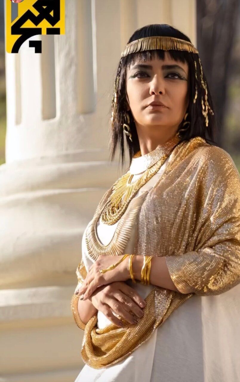 نگاه روز |ابهت مدل لیندا کیانی در لباس زلیخا چه نشست به چهرش