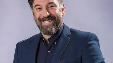 نگاه روز |تصویری از آخرین لبخند زنده یاد علی انصاریان در کنار رضا صادقی با حرکاتی عجیب