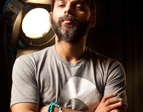 نگاه روز |قاب عکس دو نفره از پیمان معادی و خواهرش در خارج از کشور و (حرف‌های شنیدنی پیمان)