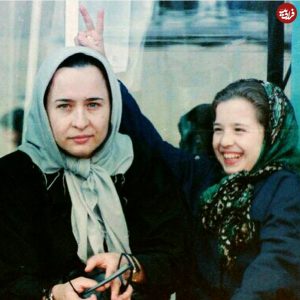 قاب روز ؛ تیپ و چهره متفاوت «آزیتا حاجیان و مهراوه شریفی نیا» 33 سال قبل