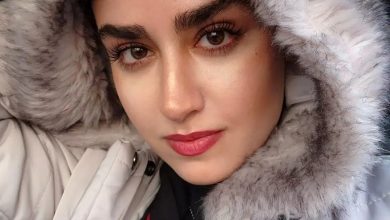 تاریخ وبگردی | حضور هانیه غلامی با چادر در حرم امام رضا (ع)