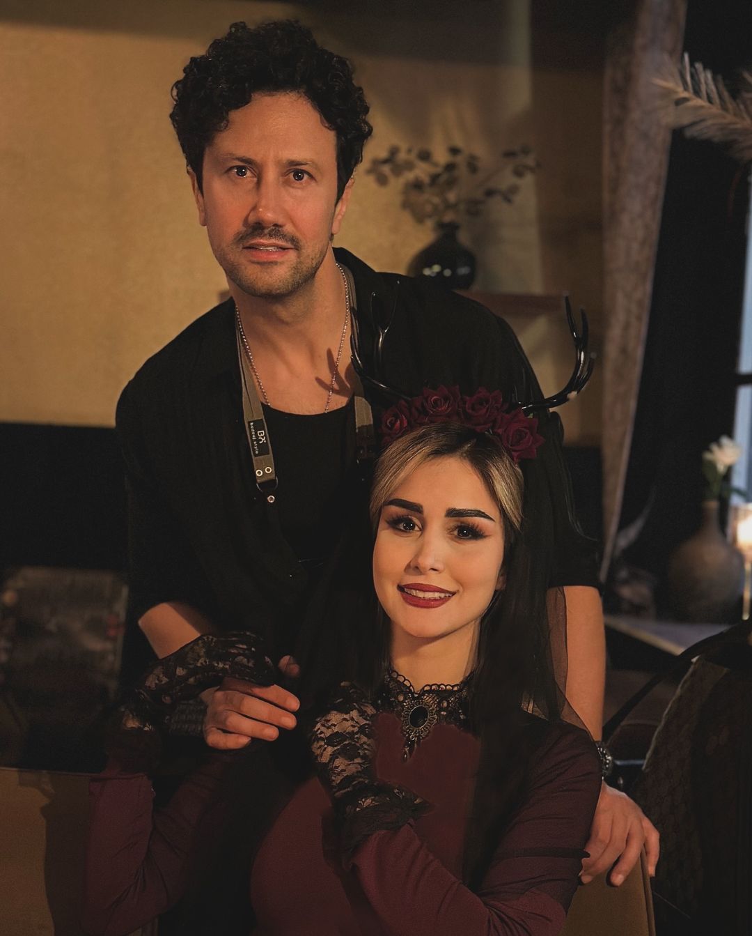 عکس داغ امروز | ژست دو نفره شاهرخ استخری و همسرش عکس داغ امروز | ژست دو نفره شاهرخ استخری و همسرش