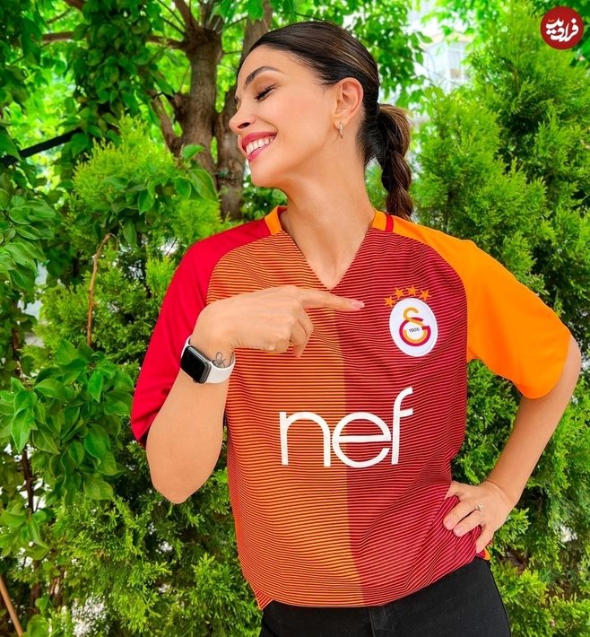 نگاه روز |ژست های متفاوت و چهره ادا اوزرکان ۱۶ سال بعد از سریال «عشق ممنوع»