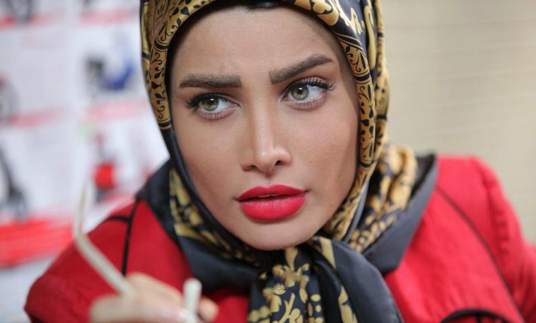 نگاه روز |تیپ و چهره متفاوت «تینا آخوندتبار» در 37 سالگی نگاه روز |تیپ و چهره متفاوت «تینا آخوندتبار» در 37 سالگی