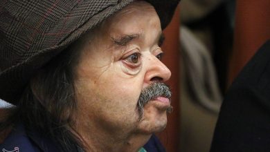 نگاه روز |قابی خانوادگی از اسدالله یکتا در کنار خانواده گرم و صمیمی