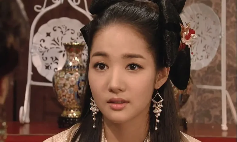 عکس امروز | تغییر چهره «پرنسس لاهی» 15 سال بعد سریال جومونگ 3 در 38 سالگی عکس امروز | تغییر چهره «پرنسس لاهی» 15 سال بعد سریال جومونگ 3 در 38 سالگی