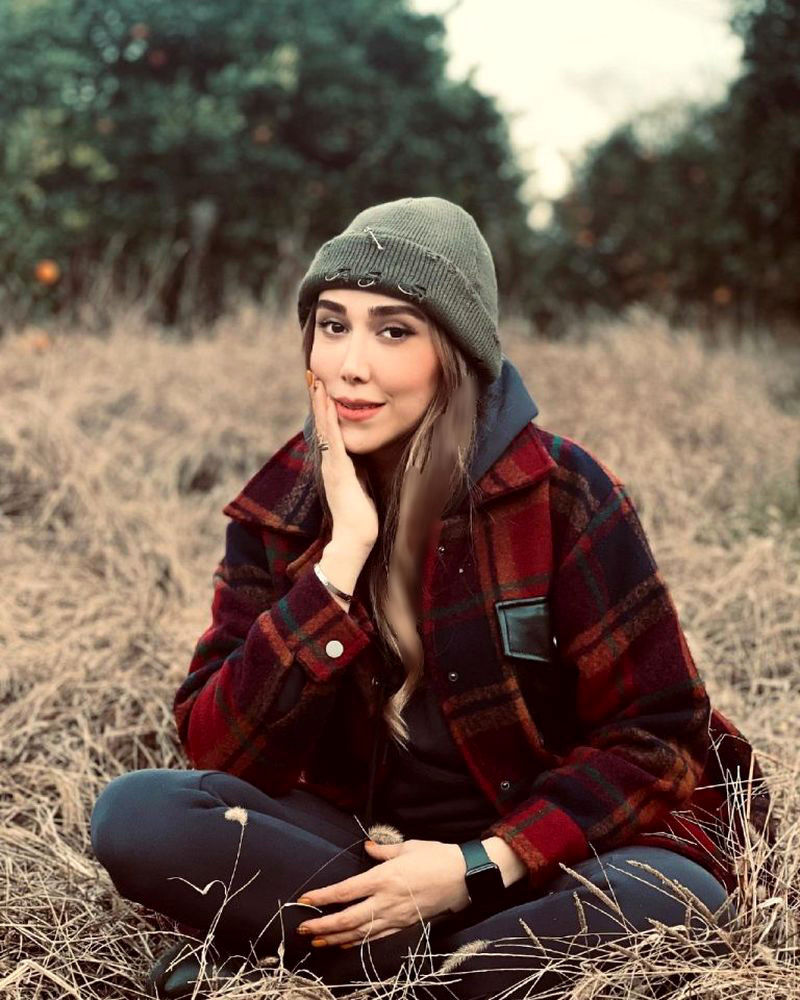 عکس داغ امروز | پوشش مدلینگی جذاب بازیگر نقش زن رحمت در سریال پایتخت عکس داغ امروز | پوشش مدلینگی جذاب بازیگر نقش زن رحمت در سریال پایتخت