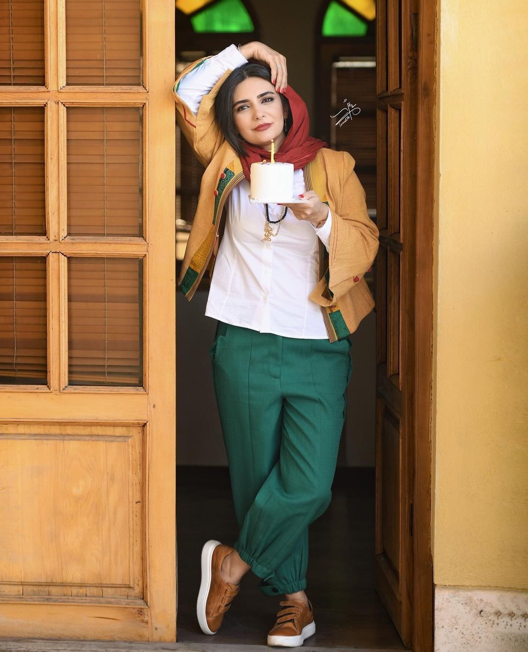 نگاه روز| پوشش خاص”لیندا کیانی” در روز تولدش چشم ها را حیرت زده کرد