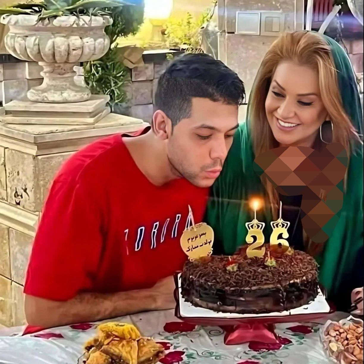 عکس امروز | نگاهی به آخرین جشن تولد پسر نسرین مقانلو 🖤 عکس امروز | نگاهی به آخرین جشن تولد پسر نسرین مقانلو 🖤