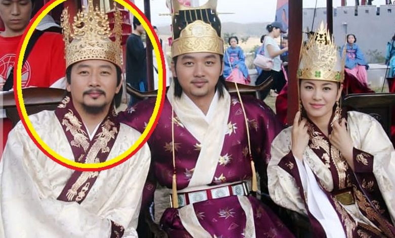 نگاه روز | تغییر چهرۀ «امپراتور گوموآ» 18 سال بعد از سریال «جومونگ» در 64 سالگی (عکس) تغییر چهرۀ «امپراتور گوموآ» 18 سال بعد از سریال «جومونگ» در 64 سالگی