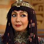 تونل زمان| نگاهی به تغییر چهره و استایل چرم خانم کتایون ریاحی در این سن