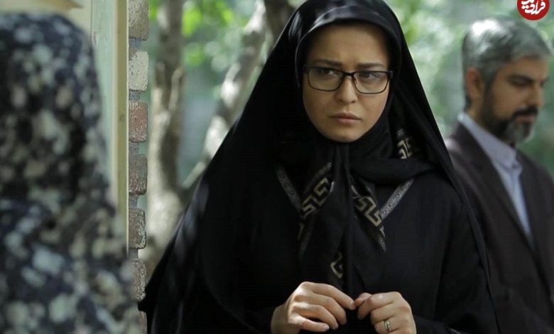 نگاه روز | ژست خاص «مهراوه، پورسرخ و شادمان» در پشت صحنه سریال کیمیا؛ سال94 (عکس) ژست خاص «مهراوه، پورسرخ و شادمان» در پشت صحنه سریال کیمیا؛ سال94