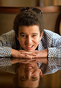 بازیگر جوان سینمای ایران، با لباس شنا ژست گرفت! بازیگر جوان سینمای ایران، با لباس شنا ژست گرفت!