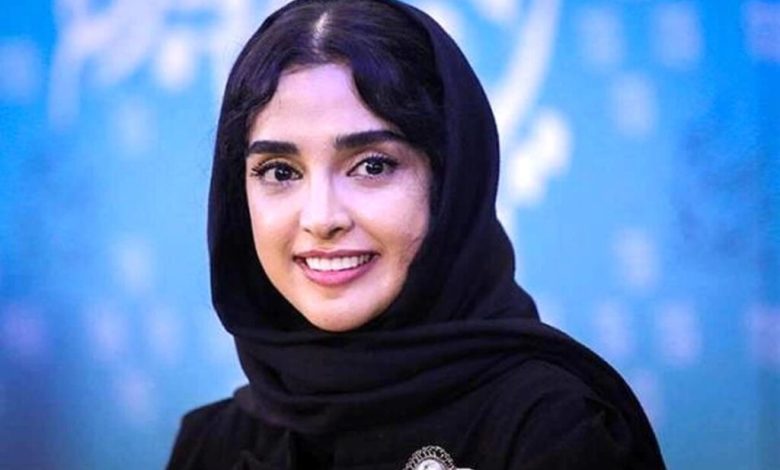 نگاه روز | تصویری از الهه حصاری و شکر گزاری او