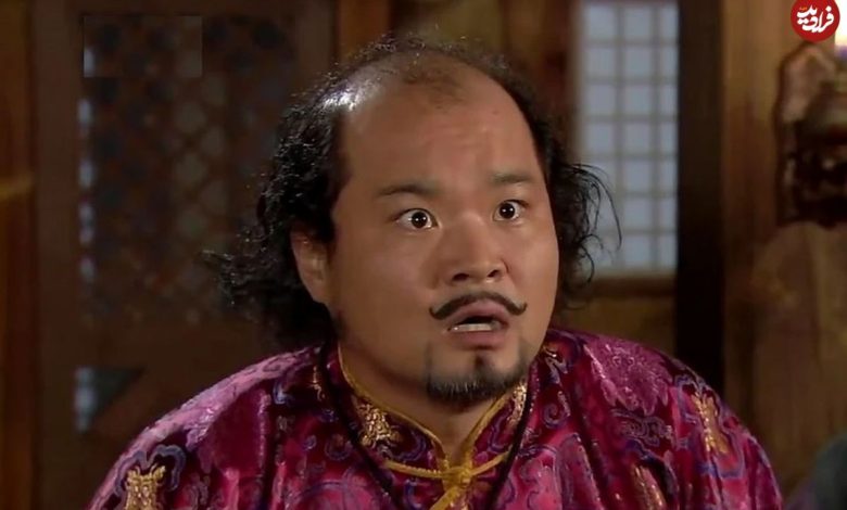 تیتر روز ؛ سفر زمان؛ تغییر چهرۀ «ارباب ماهوانگ» 16 سال بعد از سریال «امپراتور بادها» در 54 سالگی (تصاویر) تغییر چهرۀ «ارباب ماهوانگ» 16 سال بعد از سریال «امپراتور بادها» در 54 سالگی