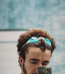 بازیگر جوان سینمای ایران، با لباس شنا ژست گرفت! بازیگر جوان سینمای ایران، با لباس شنا ژست گرفت!