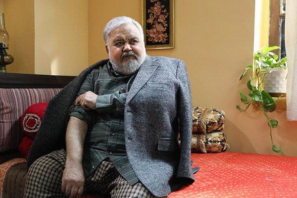 عکس داغ امروز | از دور دورهای اکبر عبدی همراه همسرش با موتور که سوژه کاربران شده عکس داغ امروز | از دور دورهای اکبر عبدی همراه همسرش با موتور که سوژه کاربران شده