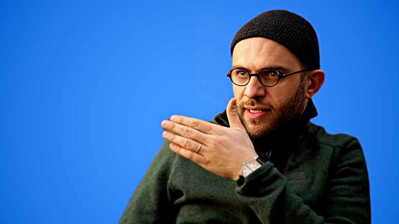 نگاه روز |تغییر چهره بابک حمیدیان در سن۴۴سالگی