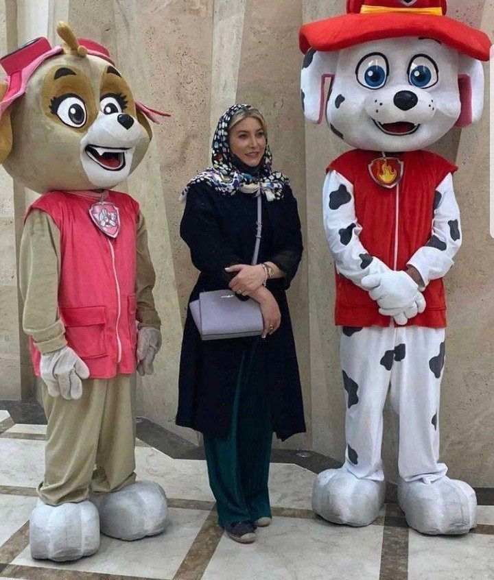 ببینید | فریبا نادری ،عروس حشمت فردوس در میانه انسانهای آدم نما ببینید | فریبا نادری ،عروس حشمت فردوس در میانه انسانهای آدم نما