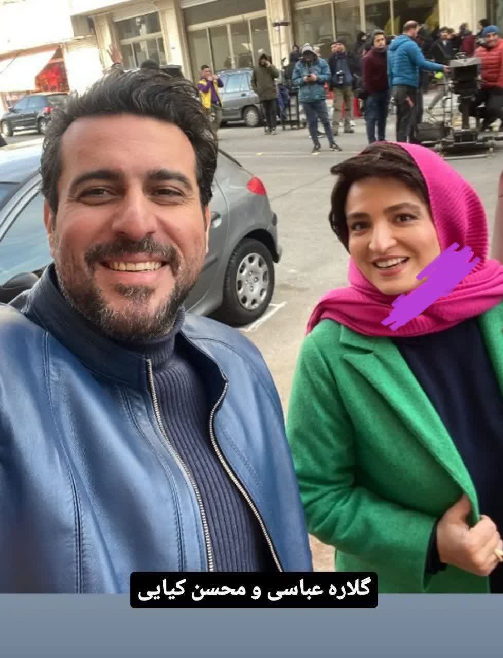 نگاه روز | سلفی جالب گلاره عباسی در کنار محسن کیایی در پشت صحنه یک فیلم جذاب