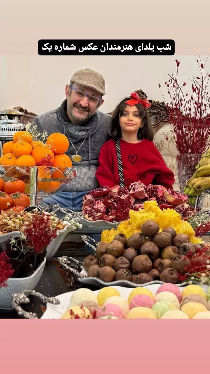 عکس امروز | نگاهی به سفره یلدایی هدایت هاشمی در کنار دخترش عکس امروز | نگاهی به سفره یلدایی هدایت هاشمی در کنار دخترش